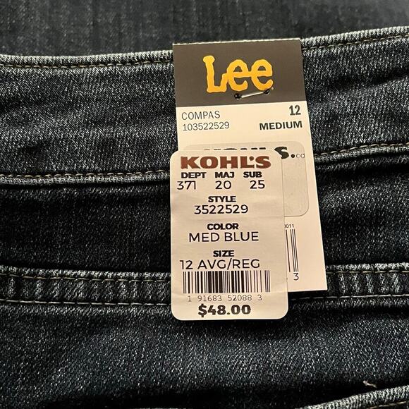 NWT Lee Legendary Style Bootcut Jeans Mid Rise Medium Blue Size 12 Avg/Reg - Picture 6 of 7